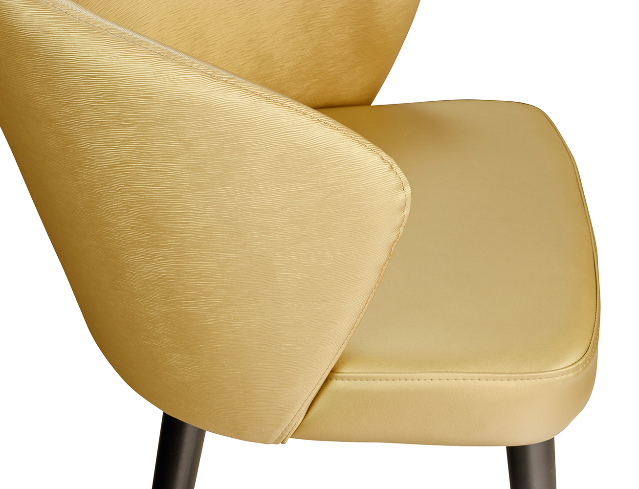 Beizton: PS01 | Bezug Sitz: Mercader-Flor-MT-206 | Rücken: Mercader-Bambu-Oro