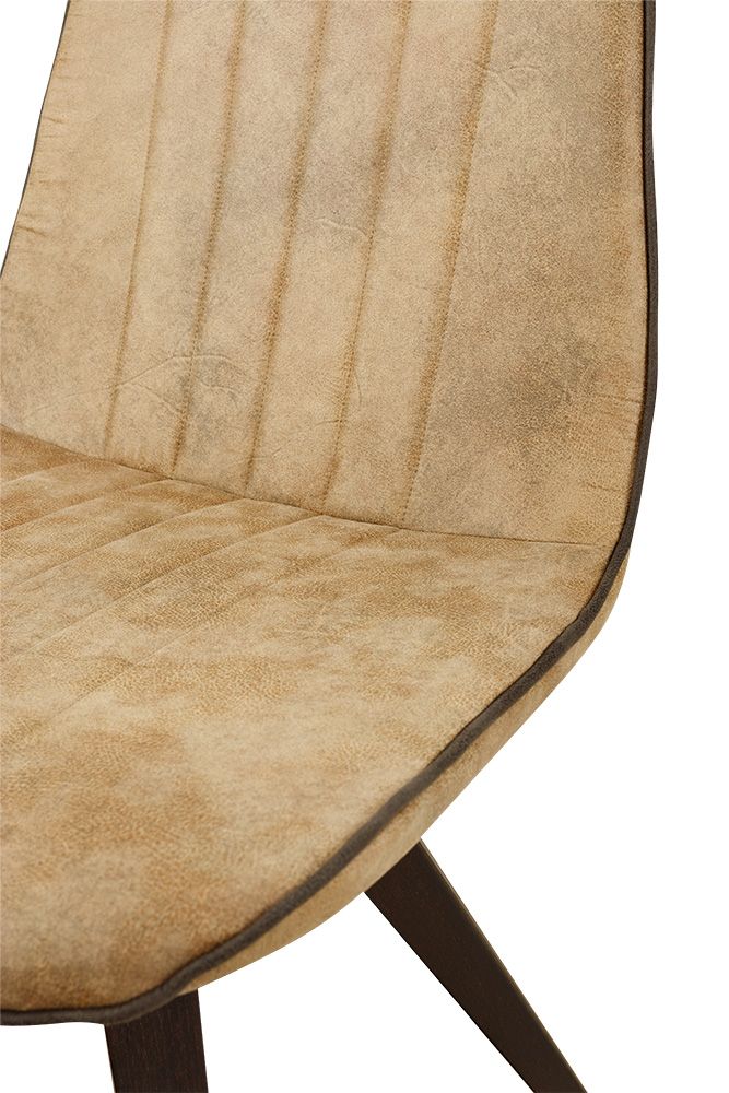 Beizton: Wenge | Bezug: RDHÖ-7 | Kedernaht: RDHÖ-9