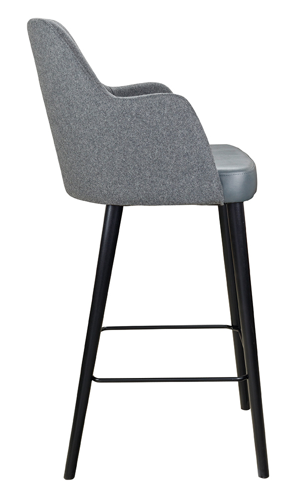 Beizton: PS01 | Bezug Sitz: A1974 | Rücken: A2082