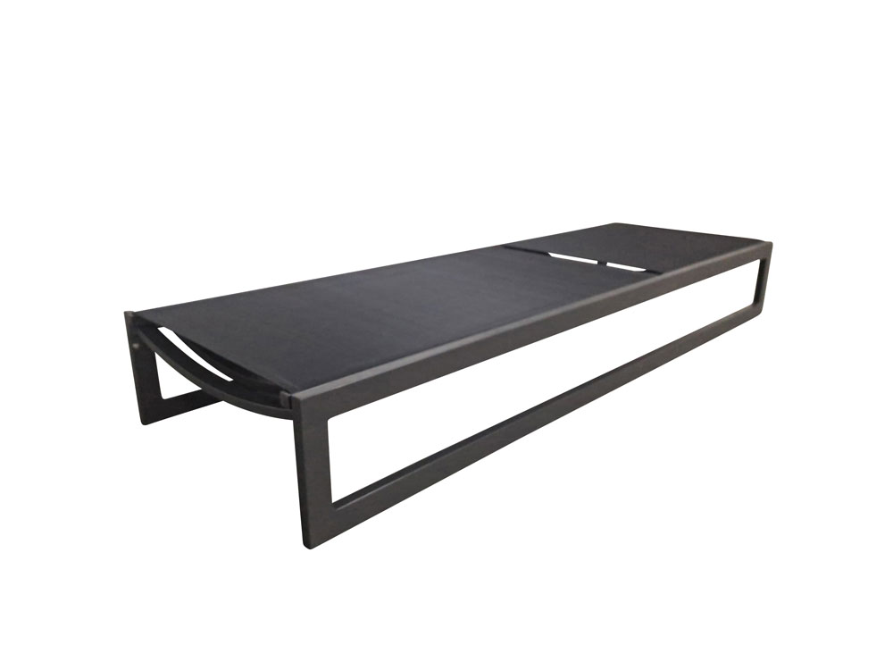 Rhoncus-Black Outdoor Liege