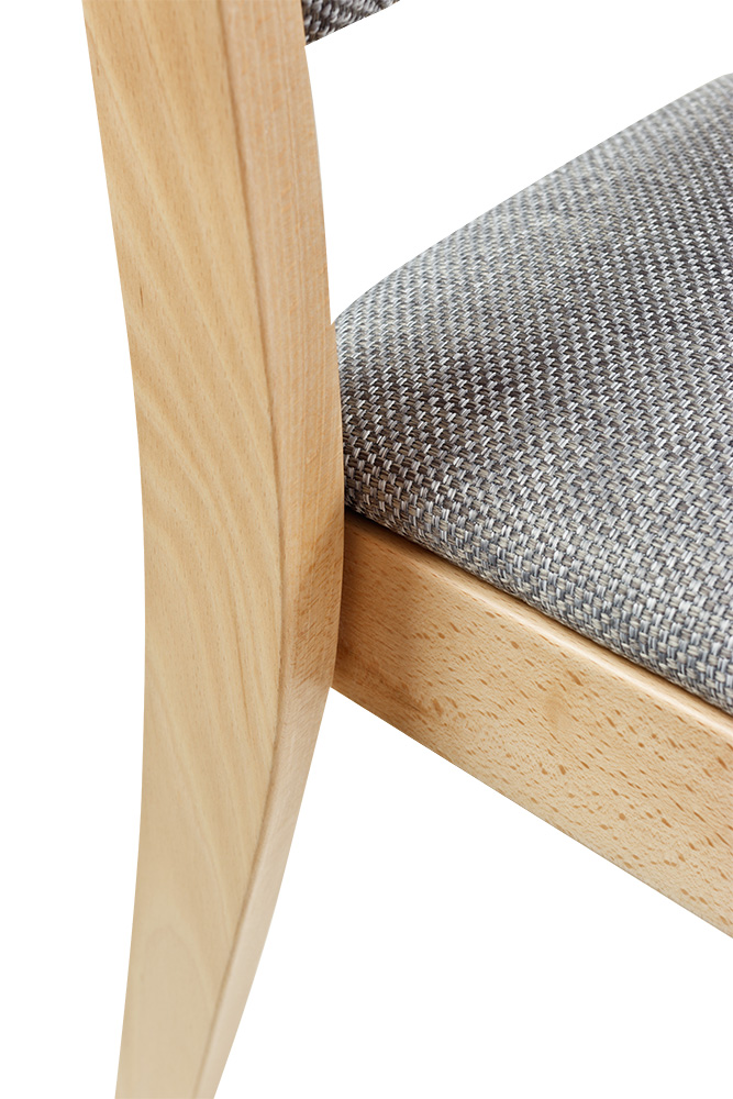 Bezton: Buche Natur | Bezug: PVHÖ 448